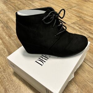 Elegant Black Wedge Ankle Boots
